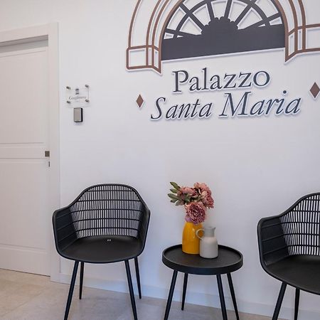Palazzo Santa Maria Bed and Breakfast Napels Buitenkant foto